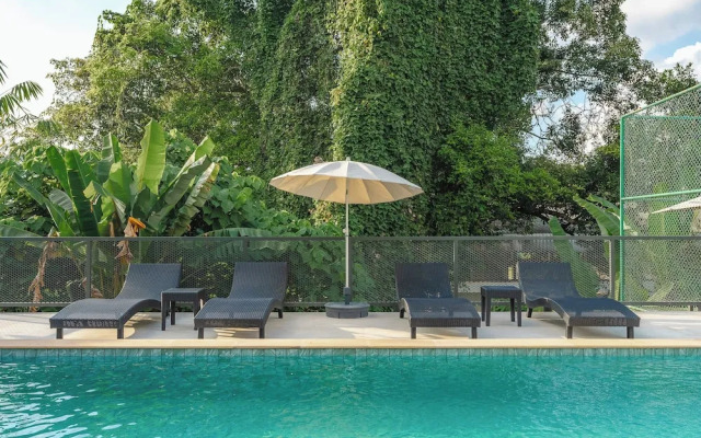 Luxury9BRVillaGolfViewTennisCourt V158