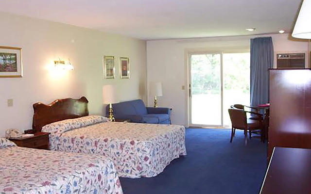 The Chalet Motel, A Travelodge by Wyndham