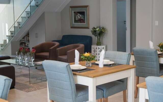 The Whale on Main B&B