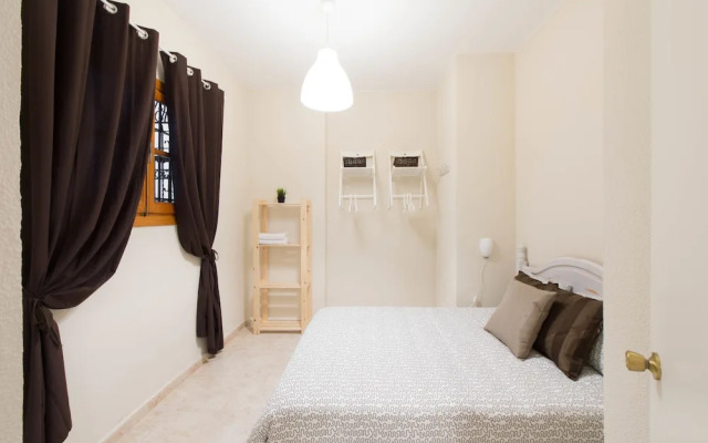 Sevilla Apartments Alfaqueque