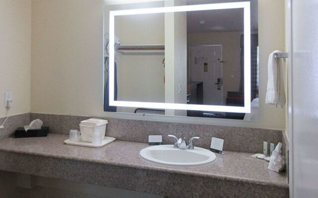 Quality Inn Salinas City Center Area