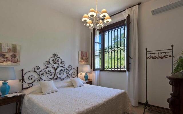 Villa Ai Venti 8 Emma Villas