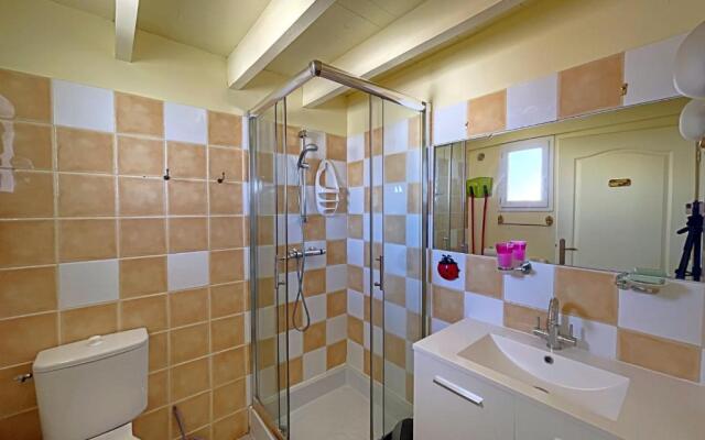 Appartement Saintes-Maries-de-la-Mer, 2 pièces, 4 personnes - FR-1-475-76