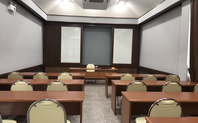 Mahatai Pattaya Hotel & Convention