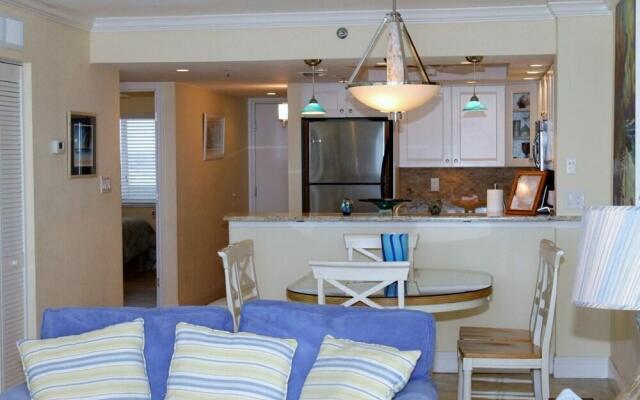 Sand Castle I-801 Apartment
