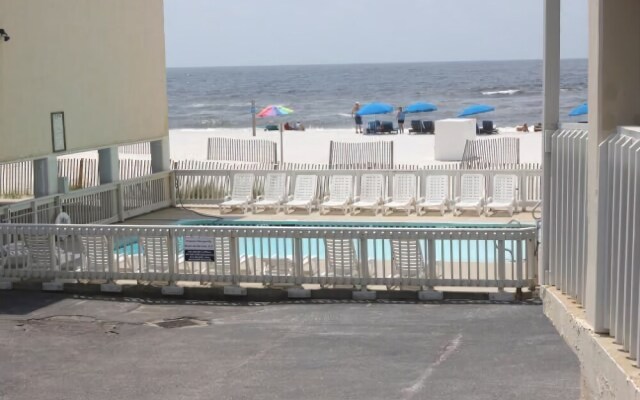 Harbor House Unit 11B