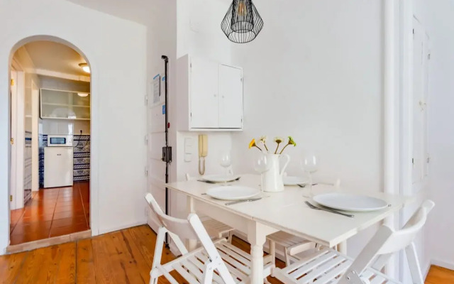 2BR at Chiado Historical Heart of Lisbon