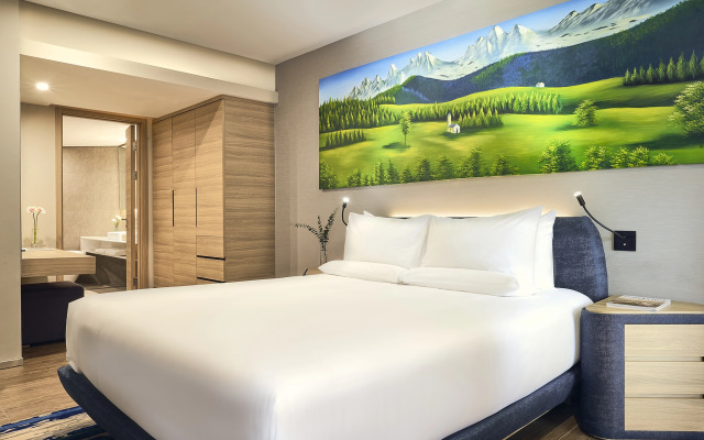 Novotel Hanoi Thai Ha