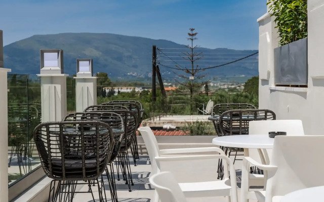 Nikon Boutique Hotel