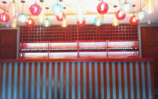 Melotan Hotel