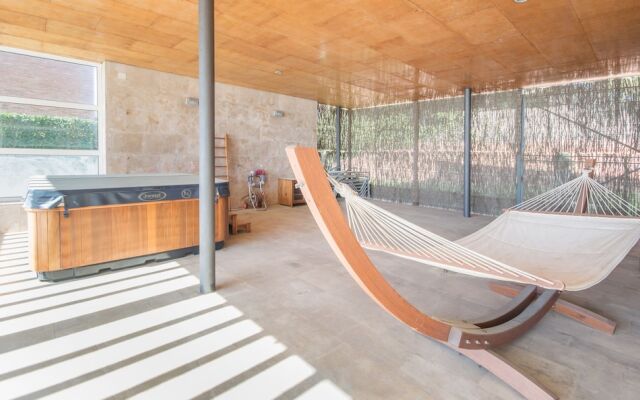 Luxury Beachfront Villa in Tarragona TH 63