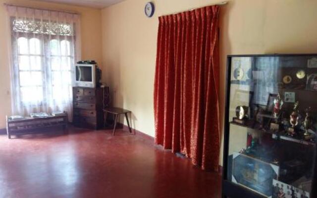 Pinnawala home stay