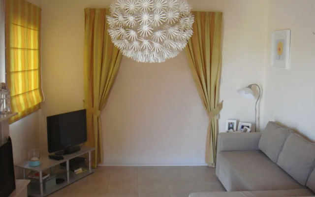 Jolie Villa
