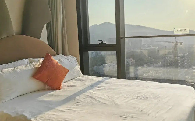 Interact China Fine Condo - Novotown