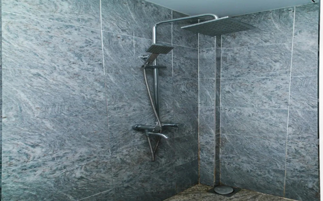 OYO 251 Milton Beach Resort