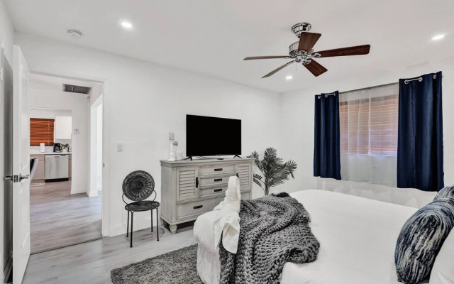 Private Heated Pool & Lovely Home