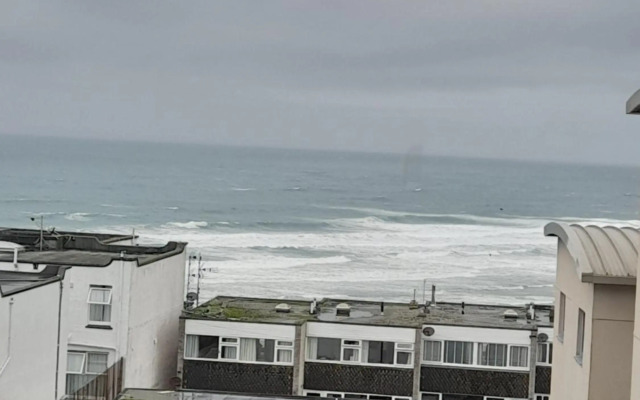 Fistral beach apartment