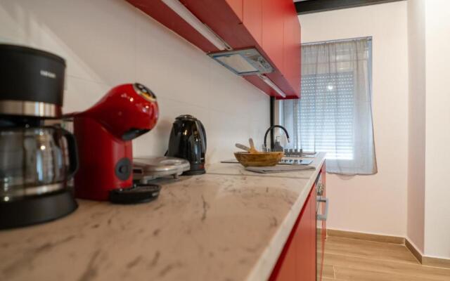 Zalman's Ground Floor 1BR Place