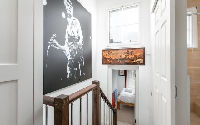 Designer 1 bed in Heart of West Kensington