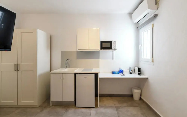 Eleven Keys Mykonos Suites