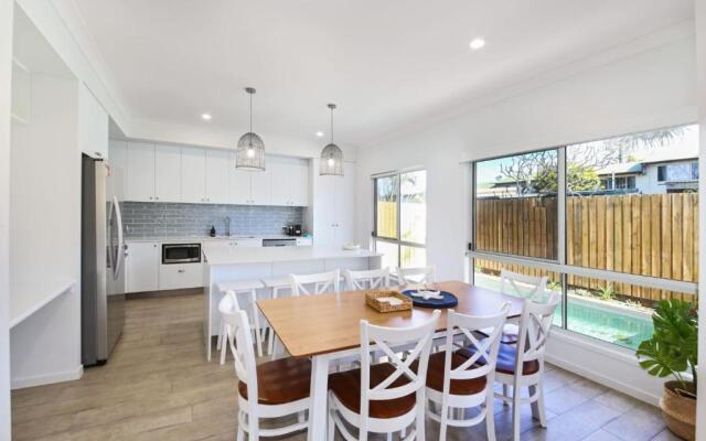 11 Ann Street, Coolum Beach