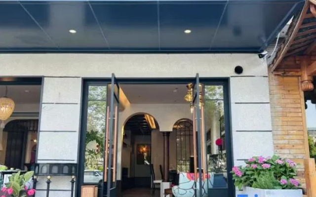 Zhangjiajie Candy Hotel – Exterior – Zhangjiajie