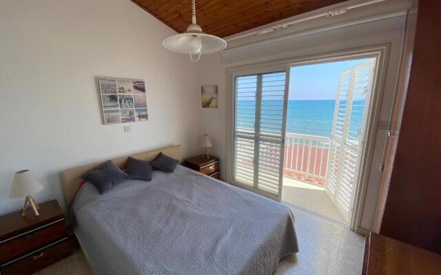 Seafront Beach House