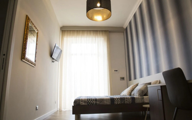 Garibaldi Rooms