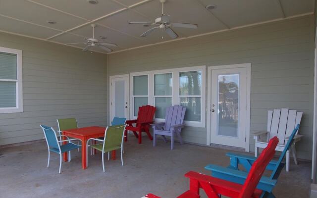 Beach Club Clubhouse 2