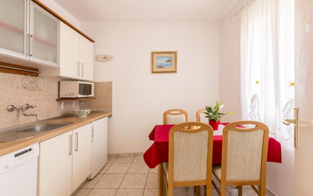 Matea - 20m From the sea - A1