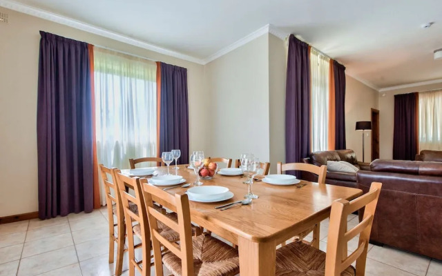 Villa Sardinella-5 Bedroom Villa With Private Pool