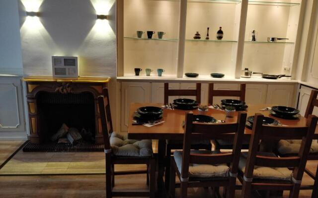 AVI City Burgplatz Apartments