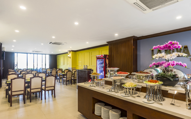 IBIZA Riverfront Da Nang Hotel