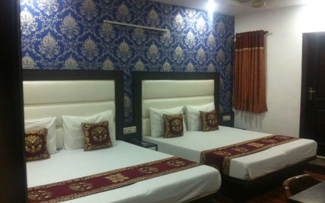 Hotel Karat 87 Inn