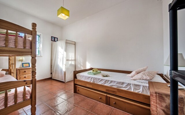Rustic Villa With Pool Near Olhao