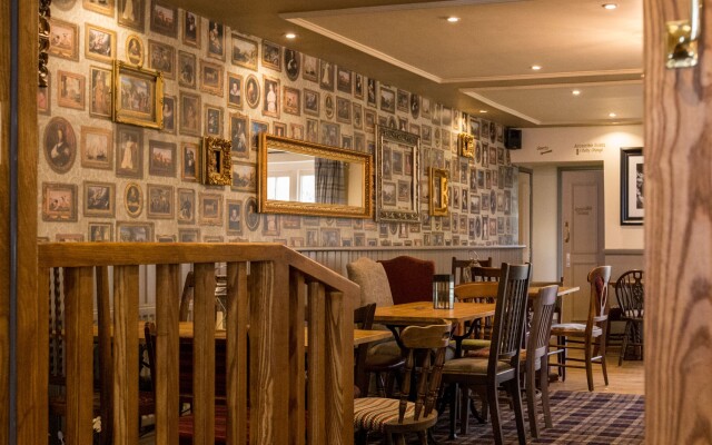 The White Lion Inn