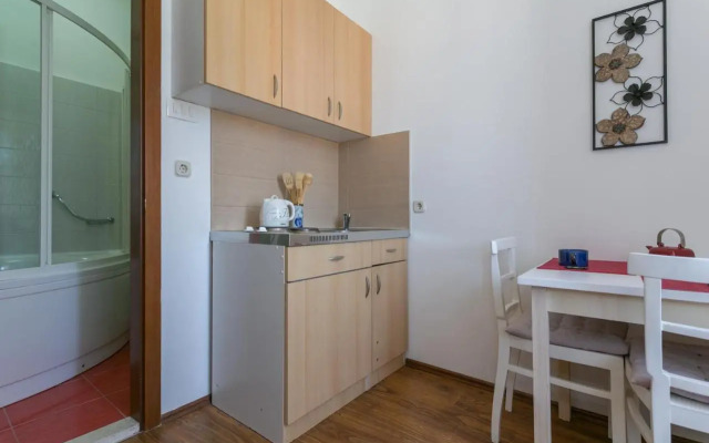 Apartments Miljas 2
