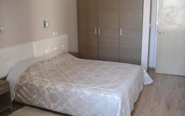 Pomorie Bay Apart Hotel