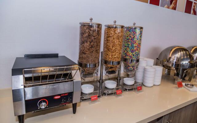 Hampton Inn & Suites by Hilton Puebla