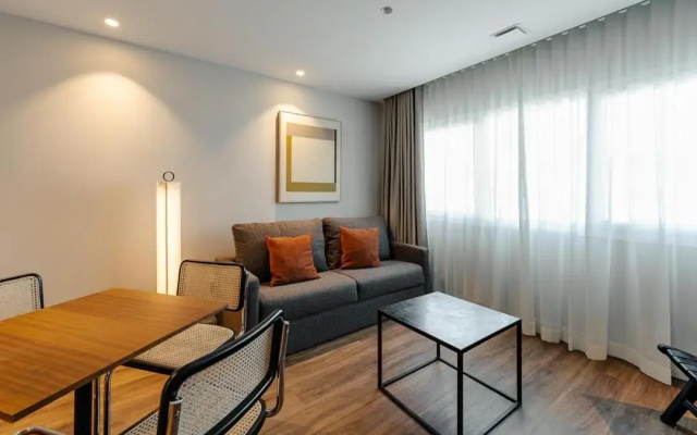 2H Living León