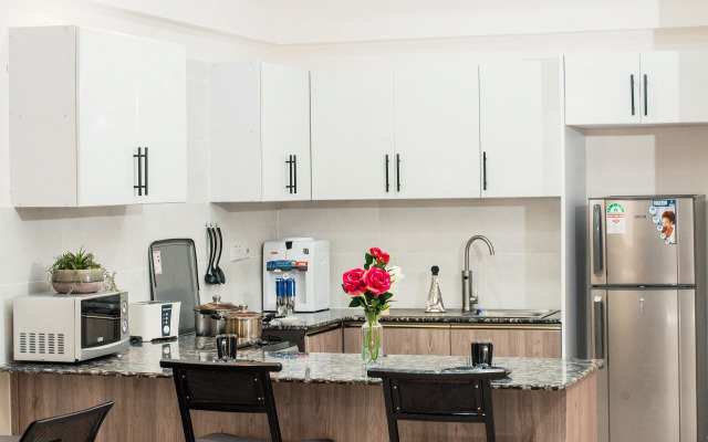 Deluxe 1 Bedroom With A View , Gym & Pool - Kilimani