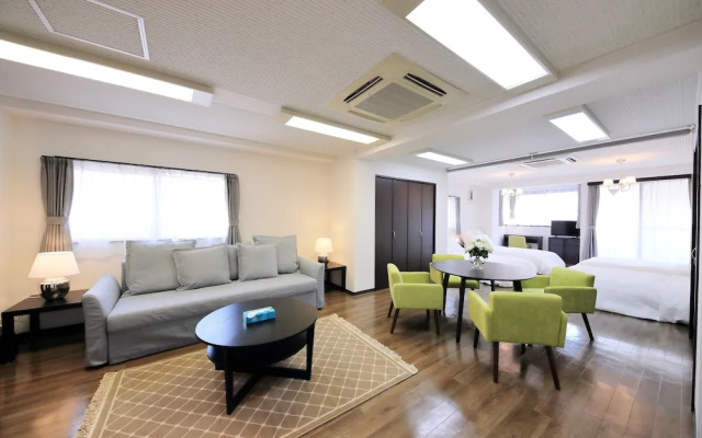 Osaka Namba Rakuraku Hotel