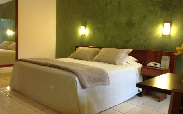 Strand Hotel