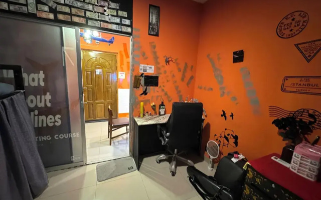Hostel by zoo family