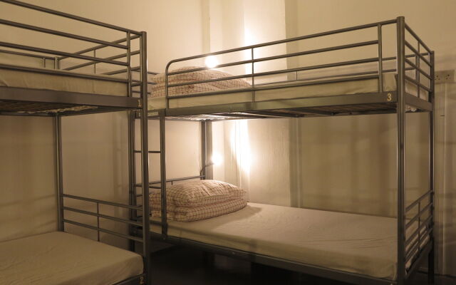 Blue Jazz Hostel