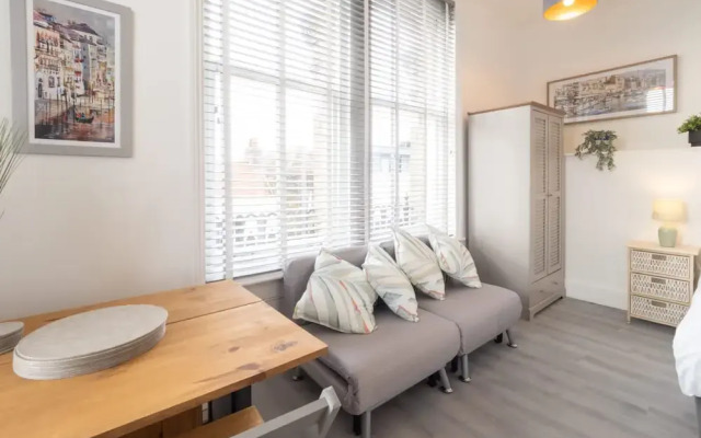 Host Stay Harbour Point