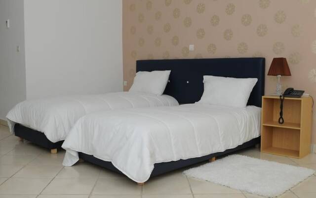 Free Zone Hotel
