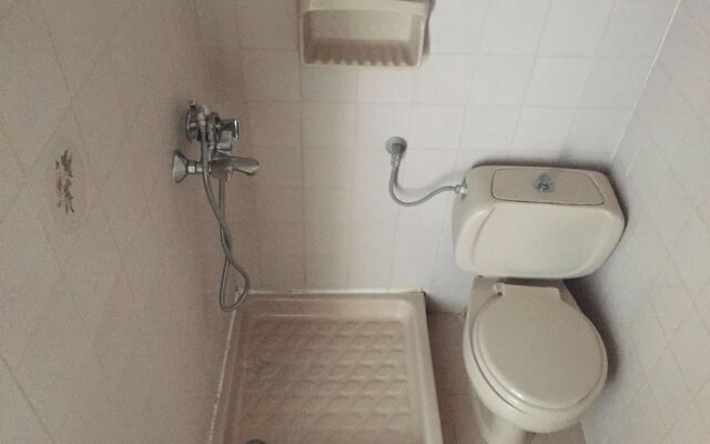 Hotel Damo