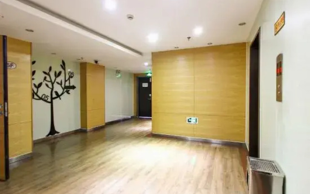 Motel 168 (Fuyang Funan Dicheng North Road)