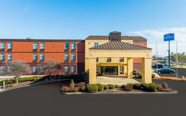 Baymont Inn & Suites by Wyndham Lafayette/Purdue Area